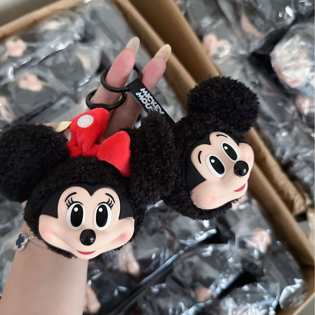 Mickey Minnie Plush Doll Keych – Carabiner Keychain Bewertung und Preis
